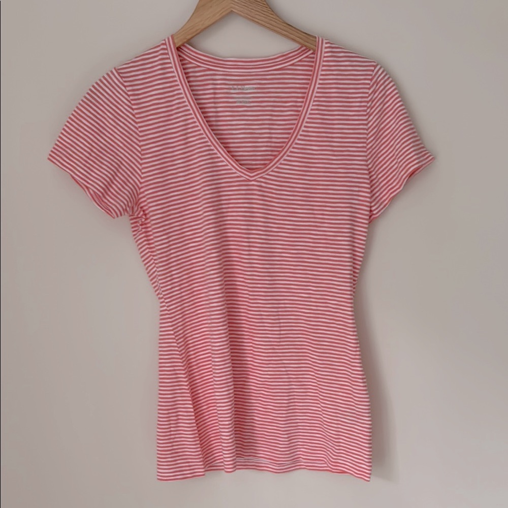 🟢 5/$25 - L.L. Bean | 100% Cotton V-neck Tee Shirt in Pink and White Stripes